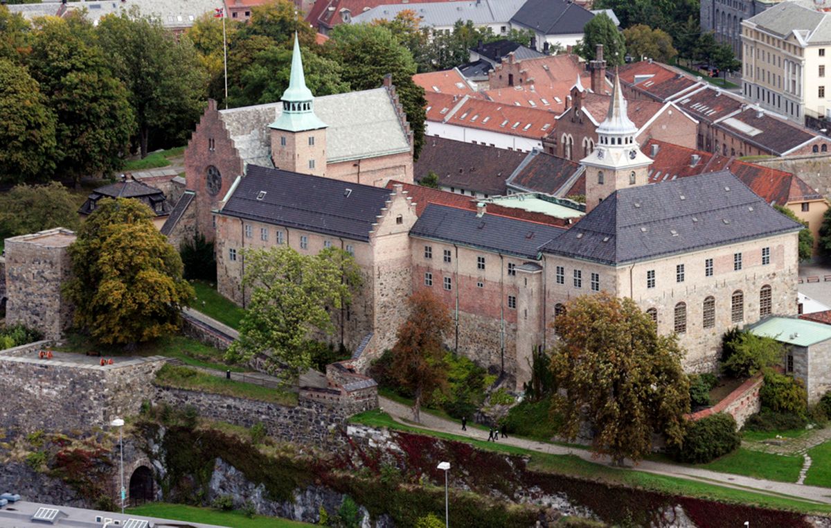 Luftfotografi av Akershus festning og Akershus slott