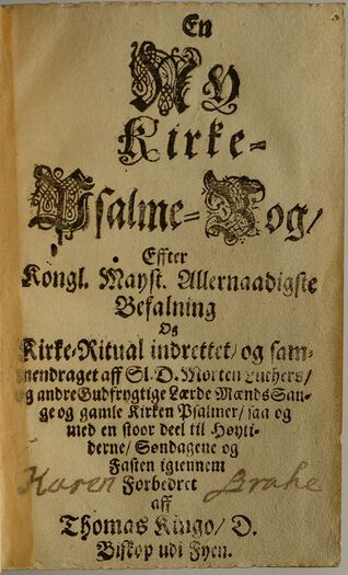 Dette er tittelsiden til Thomas Kingos salmebok fra 1699. Kingo var den dansk-norske pietismens fremste salmedikter, og han skrev en mengde tekster som ofte ble satt til kjente, gjerne verdslige melodier. Les om pietismen i Danmark-Norge .&amp;#160;Foto: Roskilde Kloster