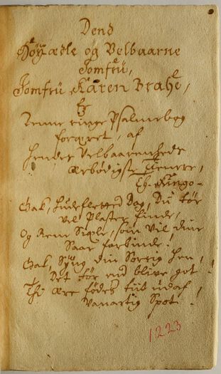 Thomas Kingos dedikasjon til Karen Brahe (1657–1736), som var en av tidens store boksamlere. Hun donerte hele sin boksamling til Odense adelige Jomfrukloster. Kingo var den dansk-norske pietismens fremste salmedikter. Les om pietismen i&amp;#160;Danmark-Norge .&amp;#160;Foto: Roskilde Kloster