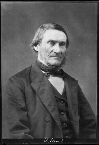 Bøndene var representert på Stortinget etter 1814, og i 1833 ble det for første gang valgt inn flere bonderepresentanter enn embetsmenn. Ole Gabriel Ueland (1799–1870) ble valgt inn dette året, og fra 1836 var han leder av bondeopposisjonen på Stortinget. Les mer om det egalitære norske samfunnet på 1800-tallet . Foto: Stortingsarkivet