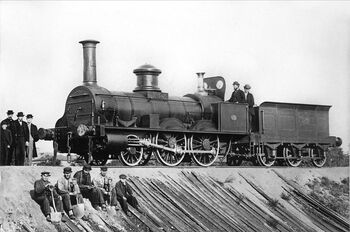 Norges første jernbane gikk fra Oslo til Eidsvoll og stod ferdig i 1854, året da dette bildet er tatt. Motivet er fra Gamlebyen i Oslo. Les mer om utbyggingen av kommunikasjon og infrastruktur i Norge på 1800-tallet . Foto: Oslo Museum/ CC BY-SA 4.0