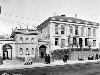 Dette er Nobelinstituttet som ligger i Oslo, fotografert i 1929. Les mer om da Nobels fredspris ble opprettet og miljøet som ble dannet rundt Nobelkomiteen . Foto: Anders Beer Wilse/Oslo Museum/ CC BY-SA