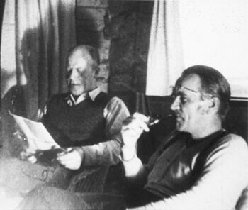 Ivar Ertresvåg (t.v.) og Peder Furubotn (t.h.) var gjennom krigen medlemmer av Norges Kommunistiske Partis sentralkomite og ledet motstandsarbeidet fra ulike tilholdssteder i fjellet. Les&amp;#160;om&amp;#160; den tyske okkupasjonsmaktens&amp;#160;store&amp;#160;aksjon for å fange ledelsen i NKP i 1944 .&amp;#160;Foto: ukjent/Arbeiderbevegelsens arkiv og bibliotek