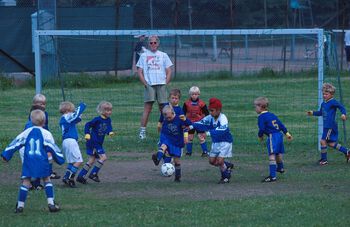 Bøler Cup på Haraløkka i Oslo i 1998. Les mer om fremveksten av den organiserte idretten .&amp;#160;Foto: Espen Bratlie/Samfoto/NTB scanpix